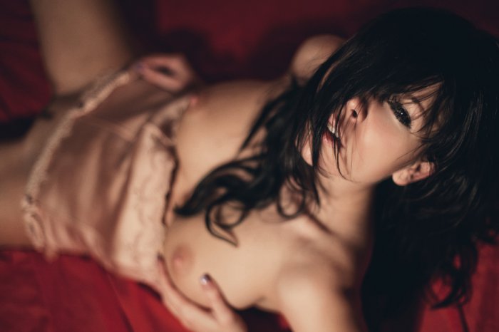 Девушки бывают разные