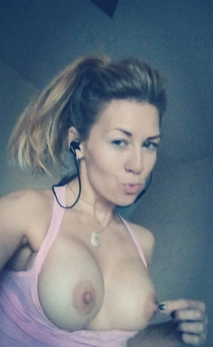 Девушки бывают разные