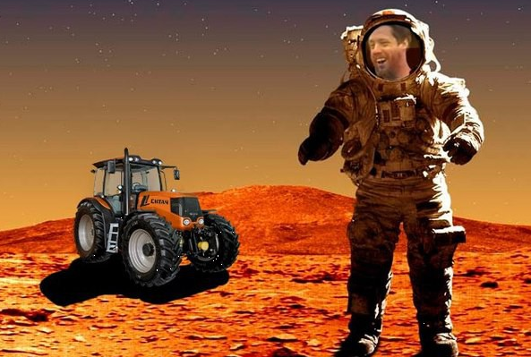 Требуется тракторист на марс Требуется тракторист на марс