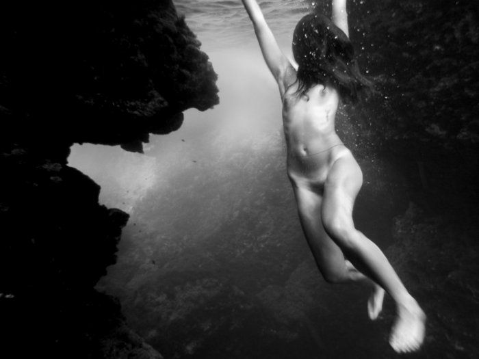 Девушки бывают разные