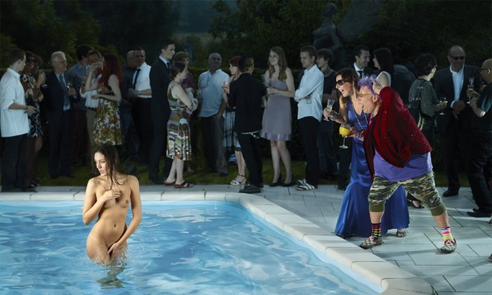 Девушки бывают разные