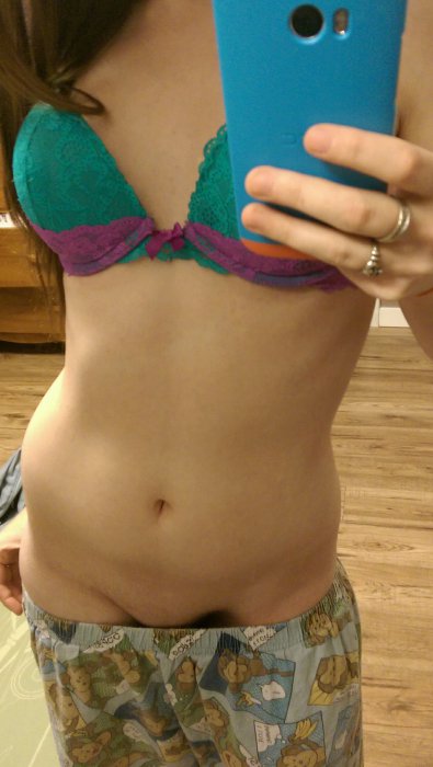 Девушки бывают разные