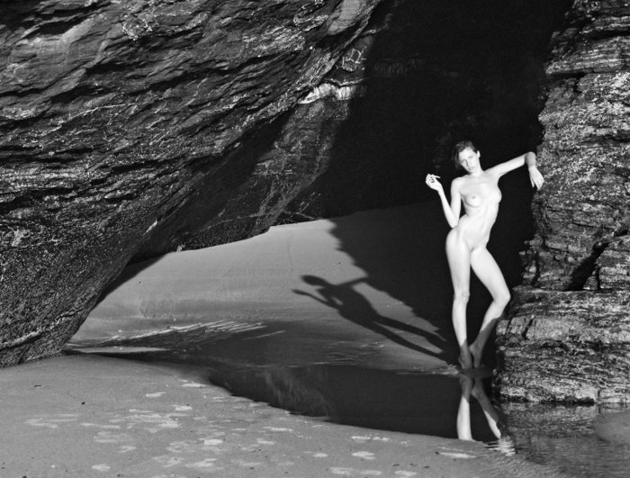 Девушки бывают разные