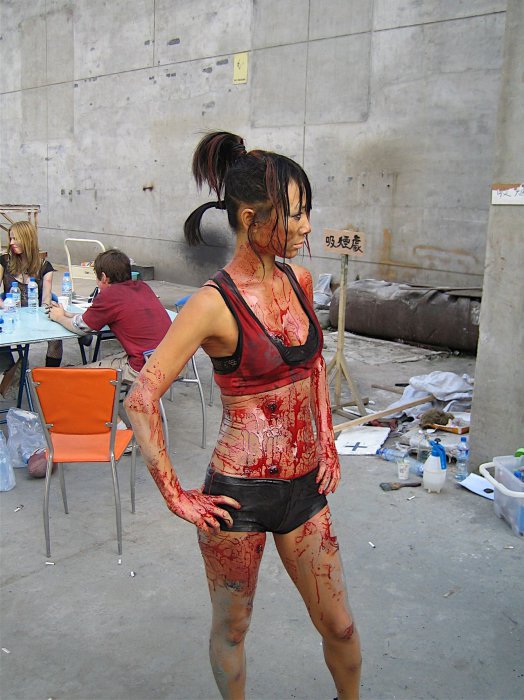 Девушки (18+)