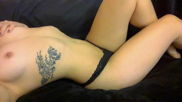 Девушки бывают разные