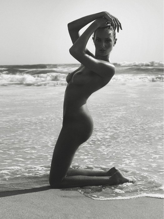 Девушки бывают разные