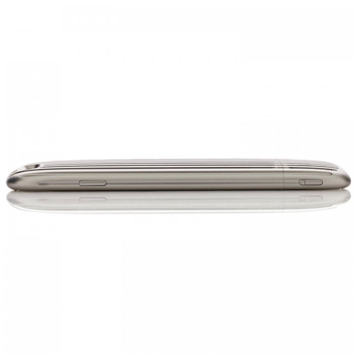 Достойный чехол для iPhone 6