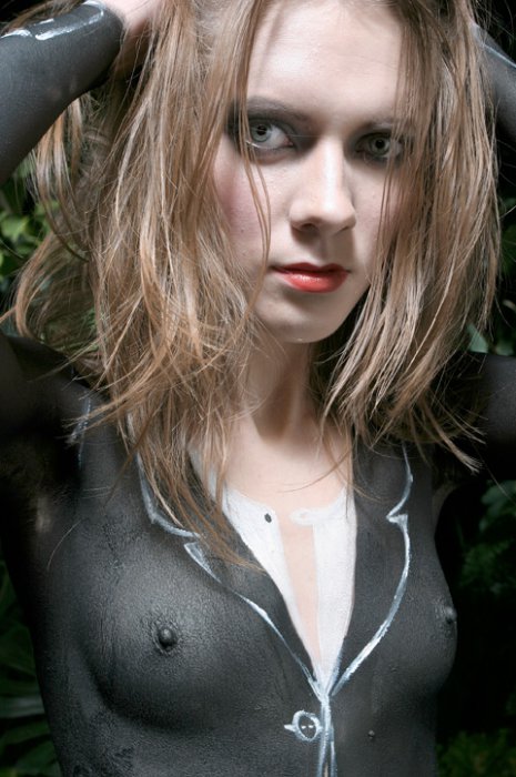 Девушки (18+)