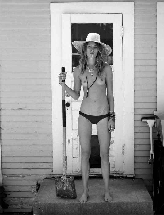 Девушки бывают