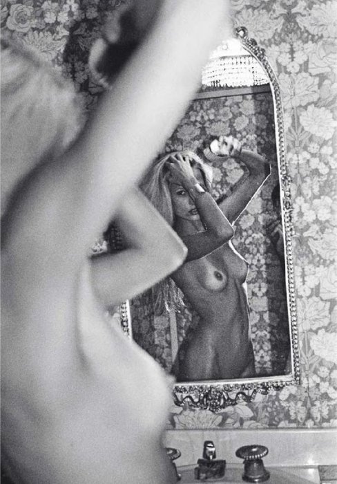 Девушки бывают разные