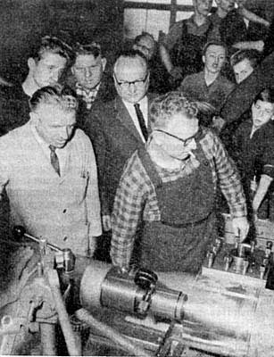 Петрович. Рассказ рожденным в СССР посвящается