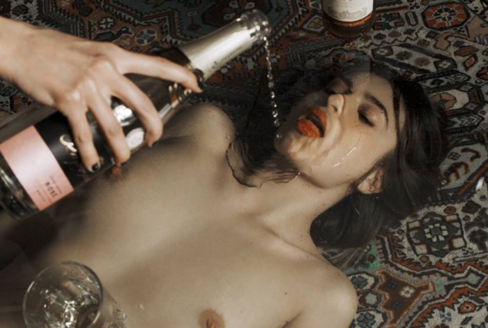 Девушки бывают разные