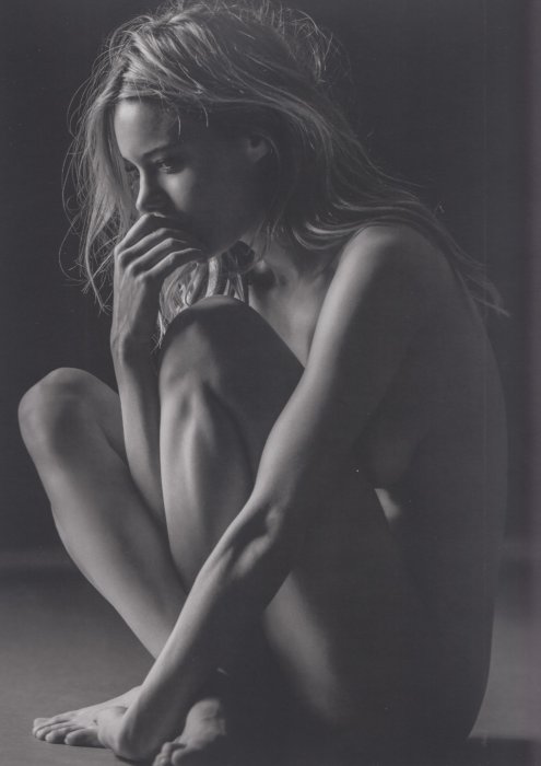 Девушки бывают разные