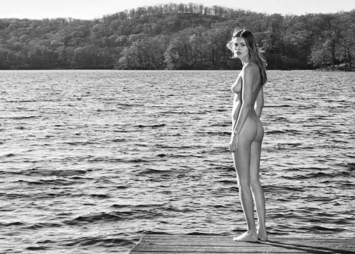 Девушки бывают разные