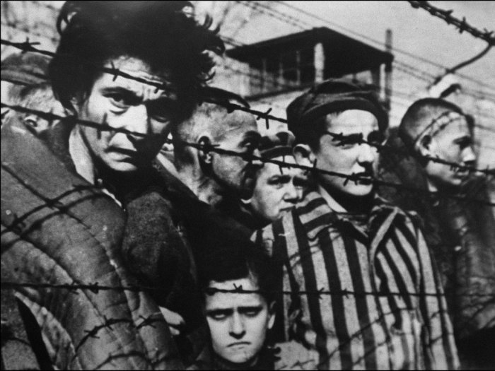 Польша объявила Украину освободителем Освенцима