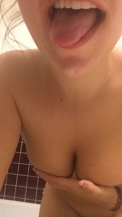 Девушки бывают разные