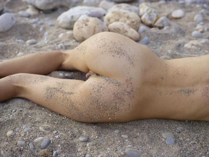 Девушки бывают разные