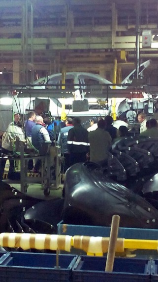 На "ИжАвто" тренируются собирать Lada Vesta