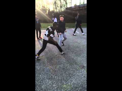 Драка: боксер против не боксера