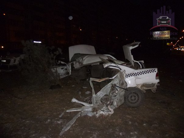 Авария в Красноярске: водителю оторвало голову, пассажир погиб