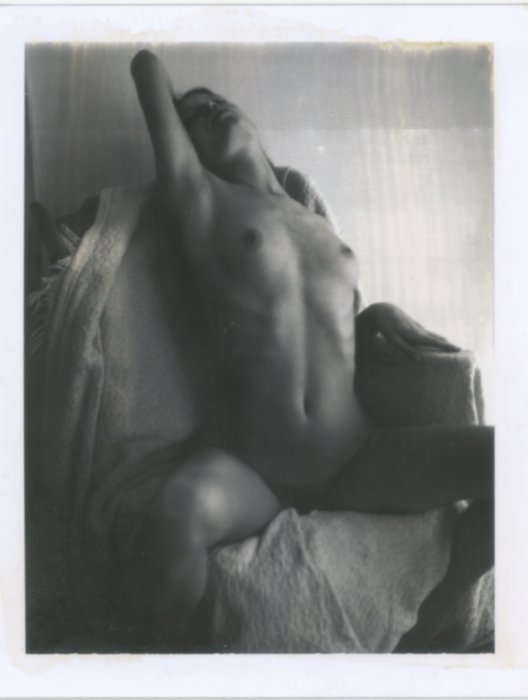 Девушки бывают разные