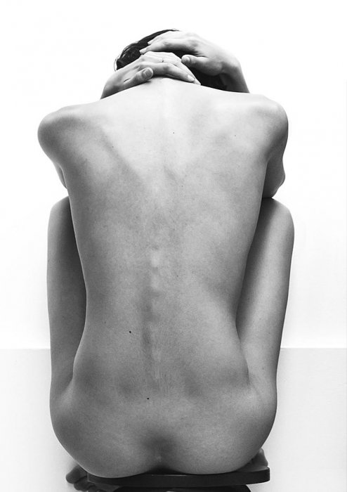 Девушки бывают разные