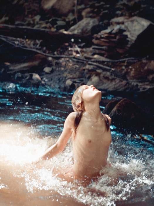 Девушки бывают разные