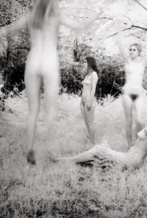 Девушки бывают разные