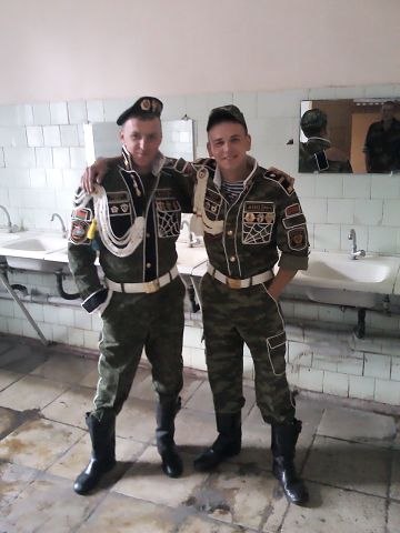 Спецназ мотошвейных войск едет на дембель