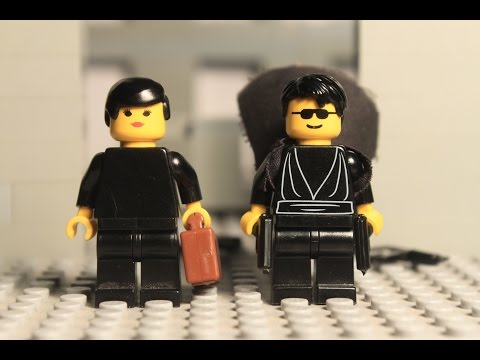 Легендарная сцена из "Матрицы" в LEGO