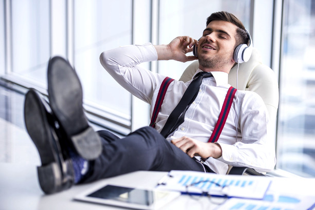 10 невыносимых коллег