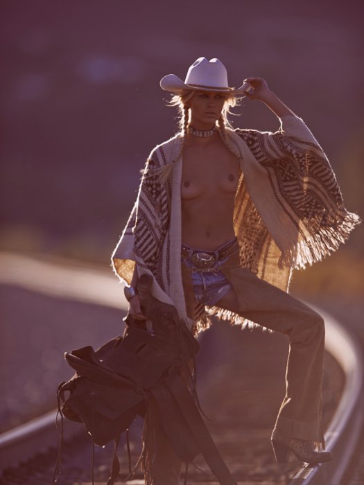 Девушки бывают разные