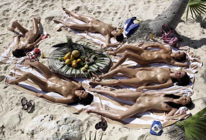 Девушки бывают разные