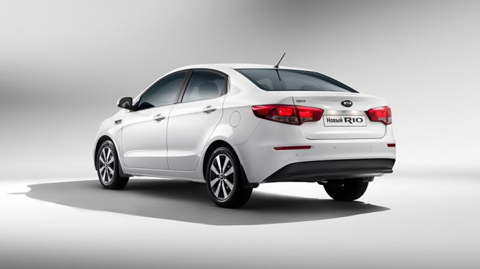KIA официально представила обновленный Rio