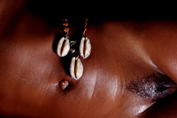 Девушки бывают разные