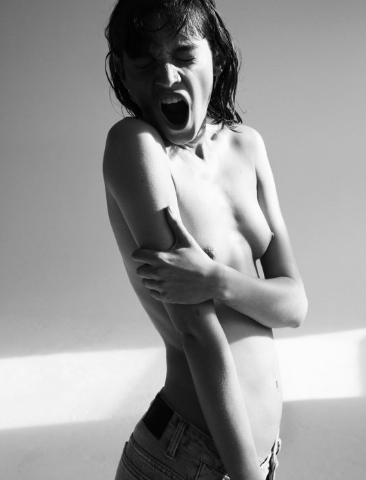 Девушки бывают разные