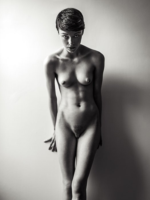 Девушки бывают разные