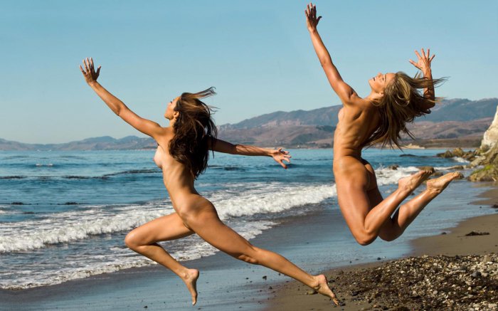 Девушки бывают разные