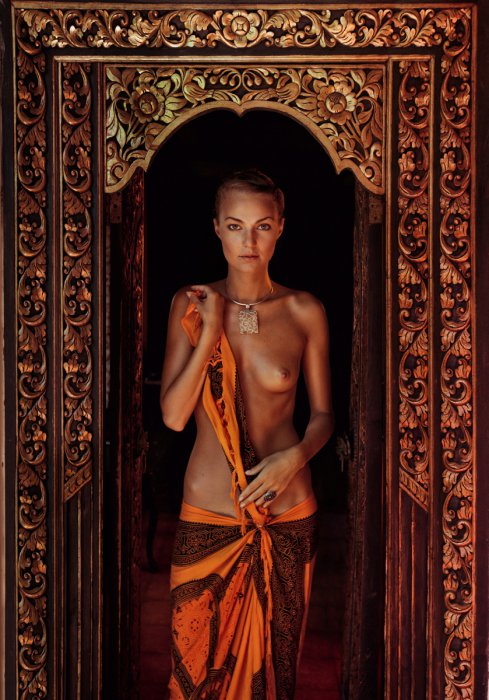 Девушки бывают разные