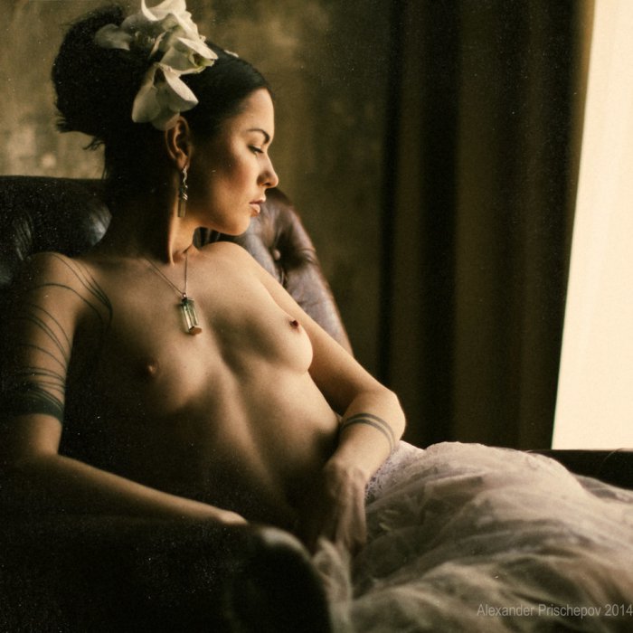 Девушки бывают разные