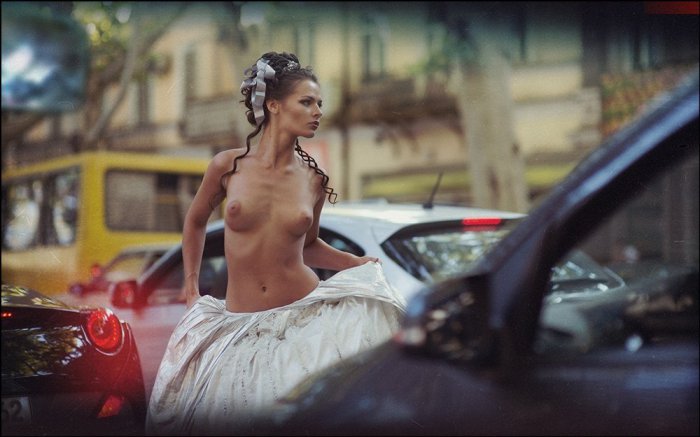 Девушки бывают разные