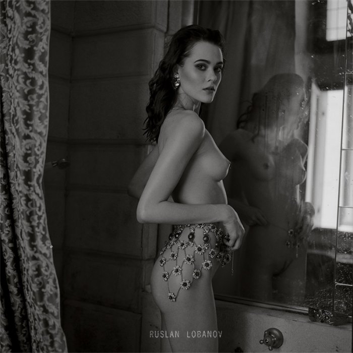 Девушки бывают разные