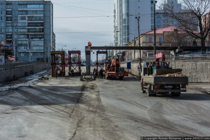 Перекрытие улицы Карла Маркса спровоцировало многокилометровые пробки