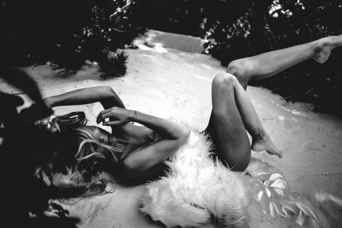 Девушки бывают разные