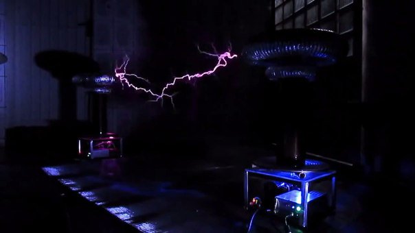 "Пираты Карибского моря" на катушке Тесла "Пираты Карибского моря" на катушке Тесла