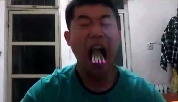 Фокус с сигаретами! Как он это делает???!!!