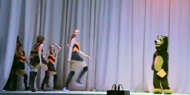 После скандала с «георгиевскими ленточками» класс тверкинга в оренбургской танцшколе закроют