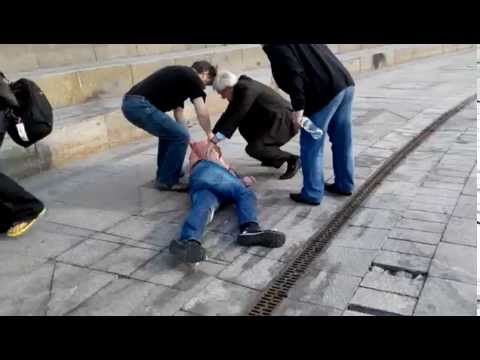 Кто не скачет, тот живой!