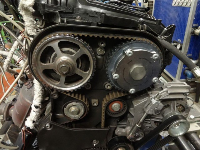 Секреты разработки Lada Xray: тест-драйв прототипа, подробные обзоры силовых передач и немного про цены (+опрос)