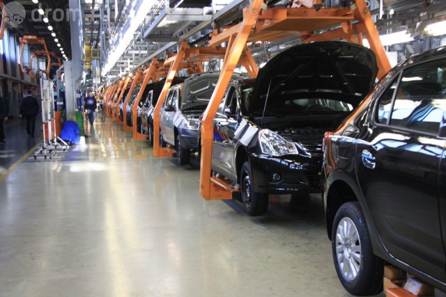 Секреты разработки Lada Xray: тест-драйв прототипа, подробные обзоры силовых передач и немного про цены (+опрос)